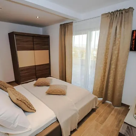 Isabella Опатия