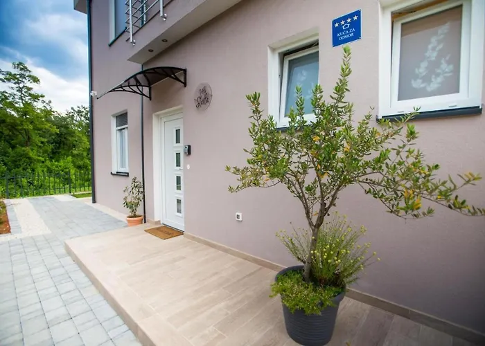 Isabella * Οπατία